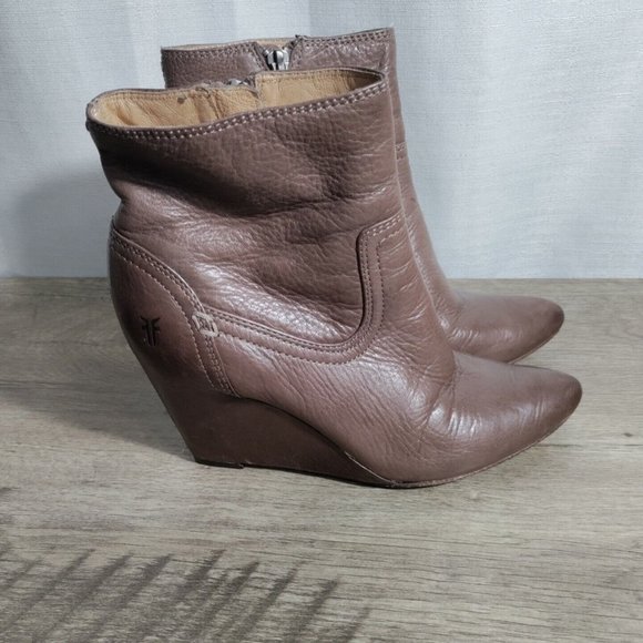 Frye 7.5M Womens Boots Reina Wedge Brown Leather Short Zip Up Ankle Bootie - Picture 2 of 11